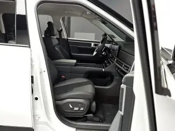 2023 Hyundai Santa Fe с пробегом 24 696 км