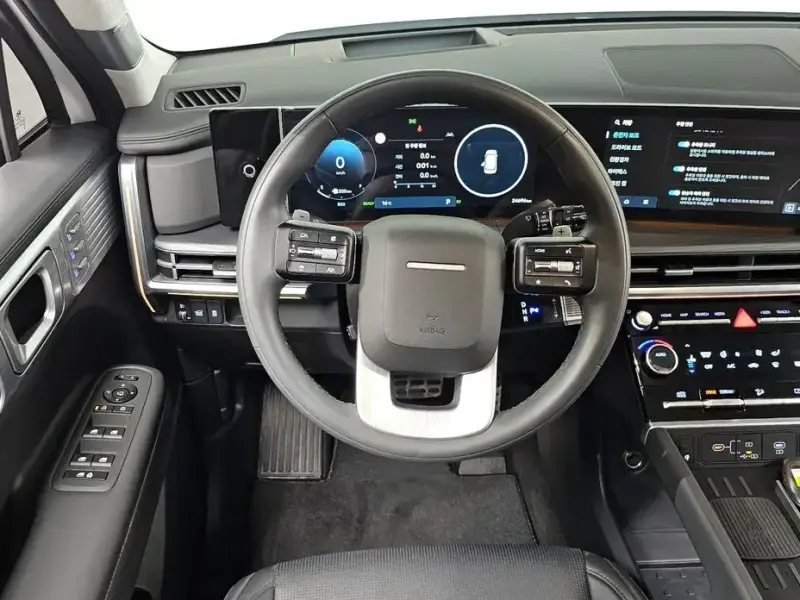2023 Hyundai Santa Fe с пробегом 24 696 км