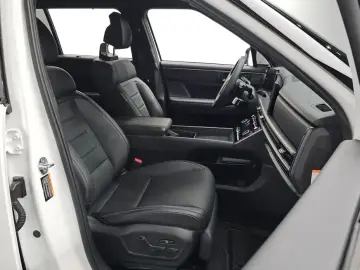 2024 Hyundai Santa Fe с пробегом 27 508 км