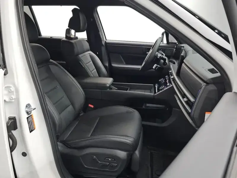 2024 Hyundai Santa Fe с пробегом 27 508 км