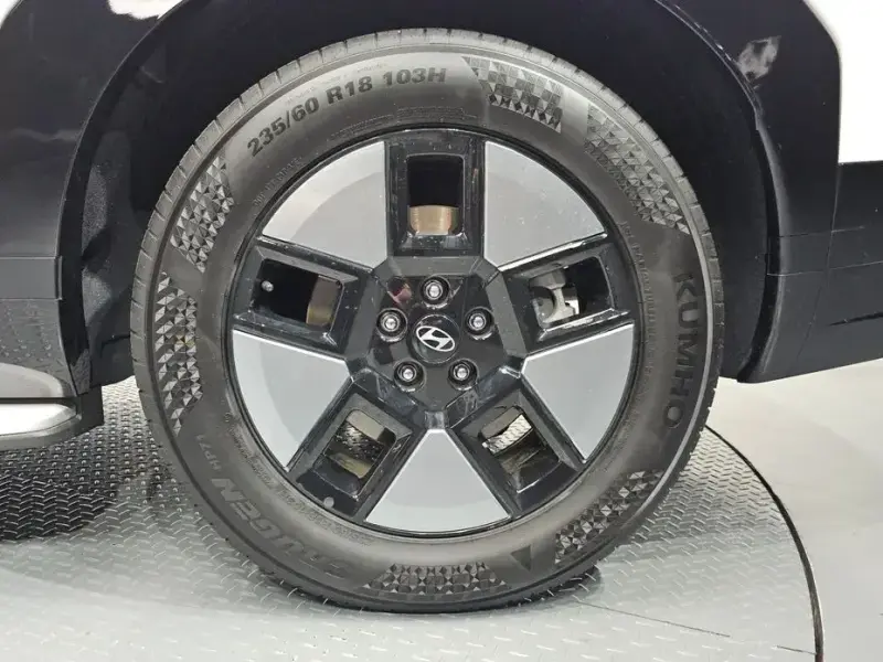 2024 Hyundai Santa Fe с пробегом 27 508 км
