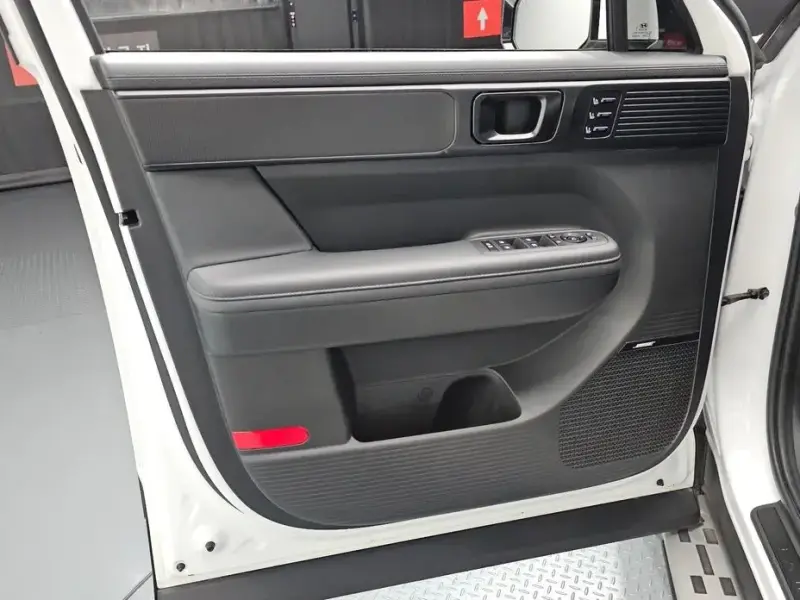2024 Hyundai Santa Fe с пробегом 27 508 км