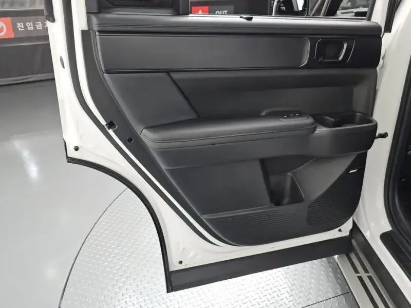 2024 Hyundai Santa Fe с пробегом 27 508 км