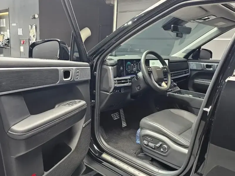 2024 Hyundai Santa Fe с пробегом 35 802 км