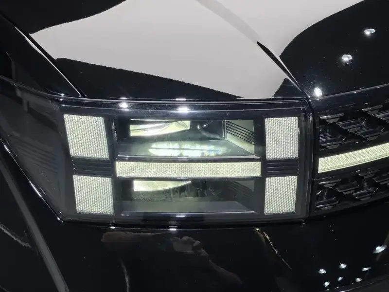 2024 Hyundai Santa Fe с пробегом 35 802 км