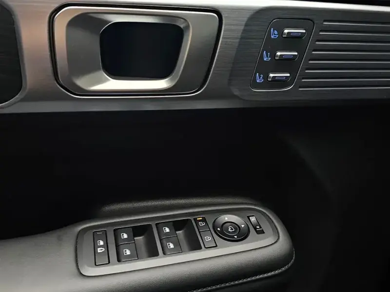 2024 Hyundai Santa Fe с пробегом 35 802 км
