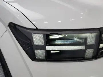 2025 Hyundai Santa Fe с пробегом 10 015 км