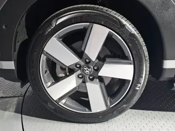 2024 Hyundai Santa Fe с пробегом 7 465 км