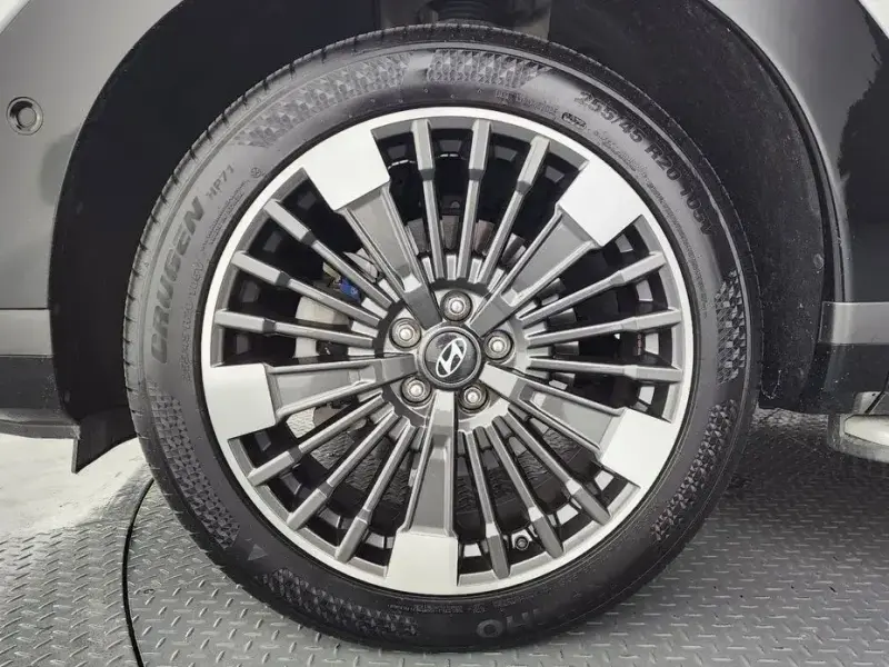 2024 Hyundai Santa Fe с пробегом 28 636 км