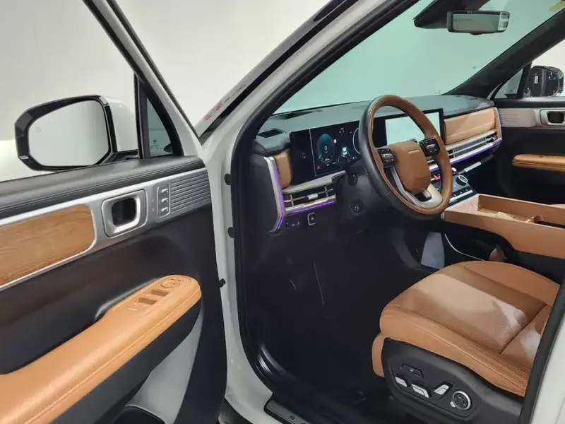 2024 Hyundai Santa Fe с пробегом 28 636 км