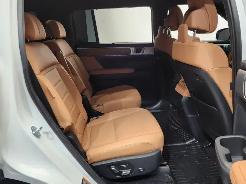 2024 Hyundai Santa Fe с пробегом 28 636 км
