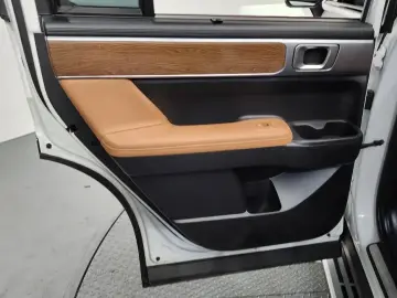 2024 Hyundai Santa Fe с пробегом 28 636 км