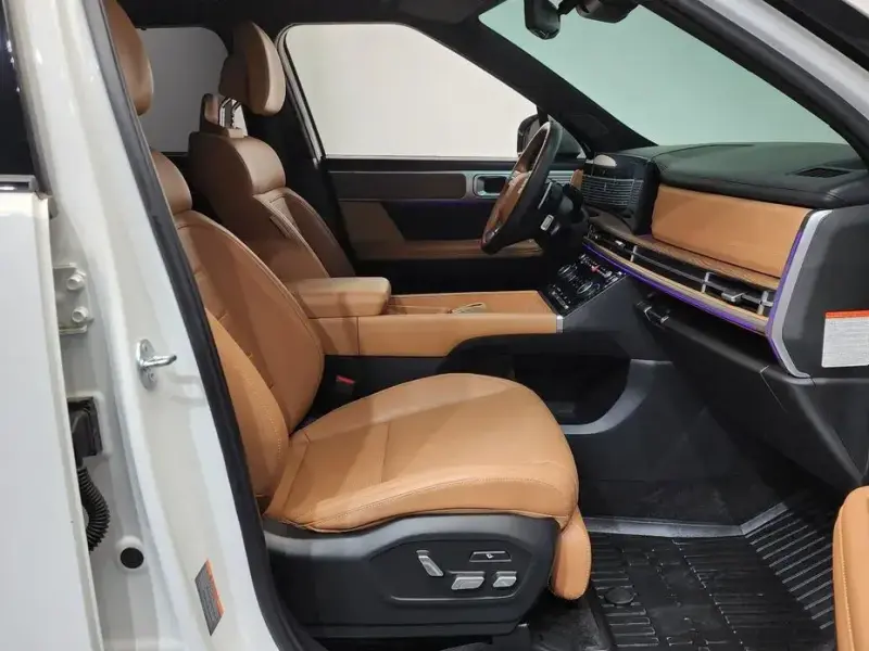 2024 Hyundai Santa Fe с пробегом 28 636 км
