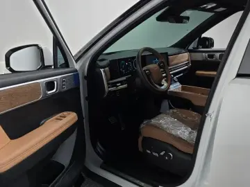 2024 Hyundai Santa Fe с пробегом 18 931 км