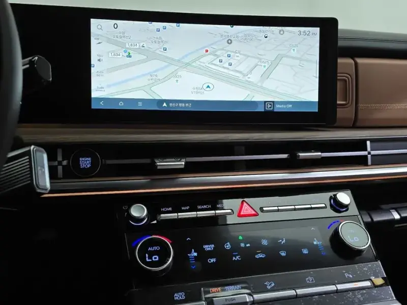 2024 Hyundai Santa Fe с пробегом 18 931 км