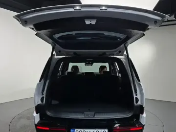 2024 Hyundai Santa Fe с пробегом 18 931 км