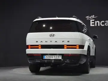 2025 Hyundai Santa Fe с пробегом 20 958 км