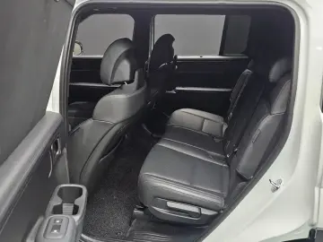 2025 Hyundai Santa Fe с пробегом 20 958 км