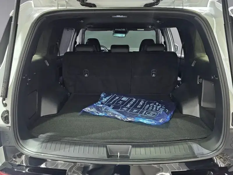 2025 Hyundai Santa Fe с пробегом 20 958 км