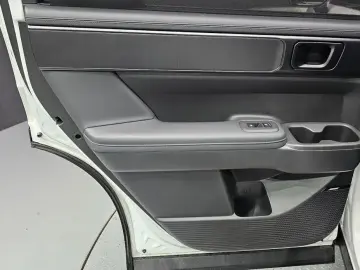 2025 Hyundai Santa Fe с пробегом 20 958 км