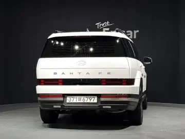 2024 Hyundai Santa Fe с пробегом 20 684 км