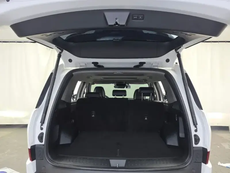 2024 Hyundai Santa Fe с пробегом 20 684 км