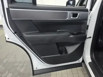 2024 Hyundai Santa Fe с пробегом 20 684 км