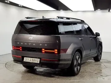 2023 Hyundai Santa Fe с пробегом 34 072 км