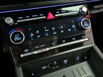 2024 Hyundai Santa Fe с пробегом 12 019 км