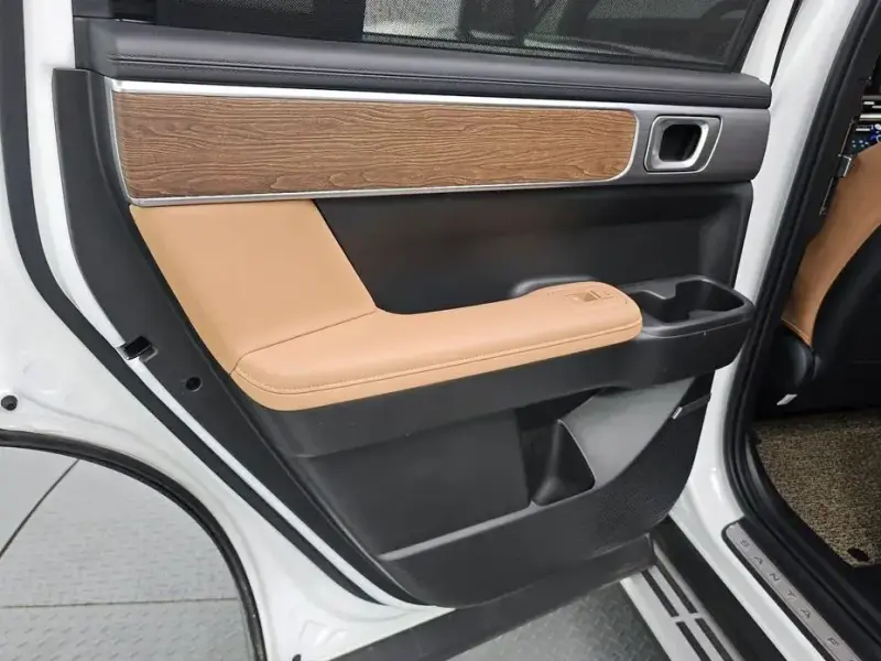 2024 Hyundai Santa Fe с пробегом 21 480 км