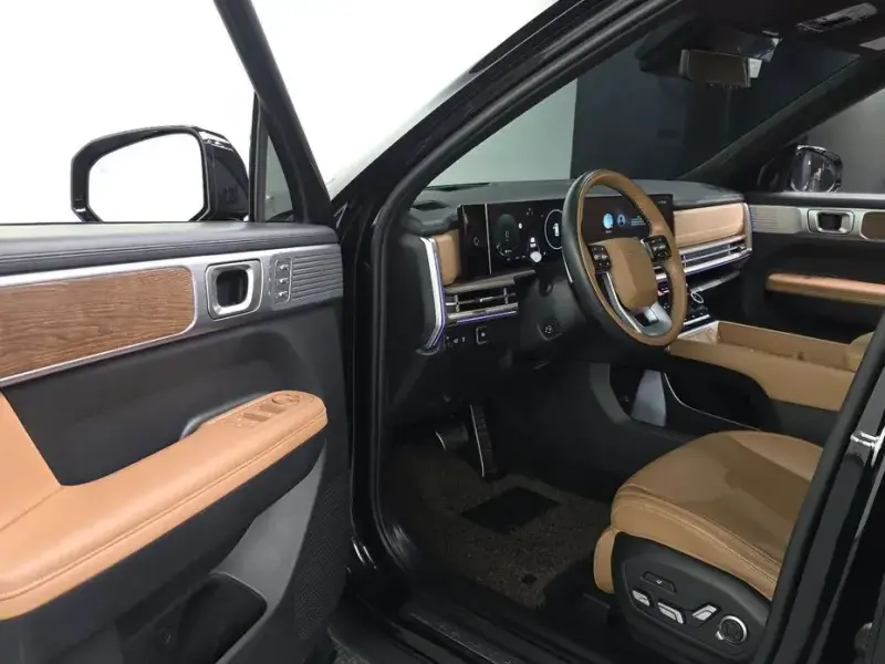 2023 Hyundai Santa Fe с пробегом 47 353 км