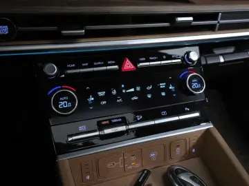 2023 Hyundai Santa Fe с пробегом 47 353 км