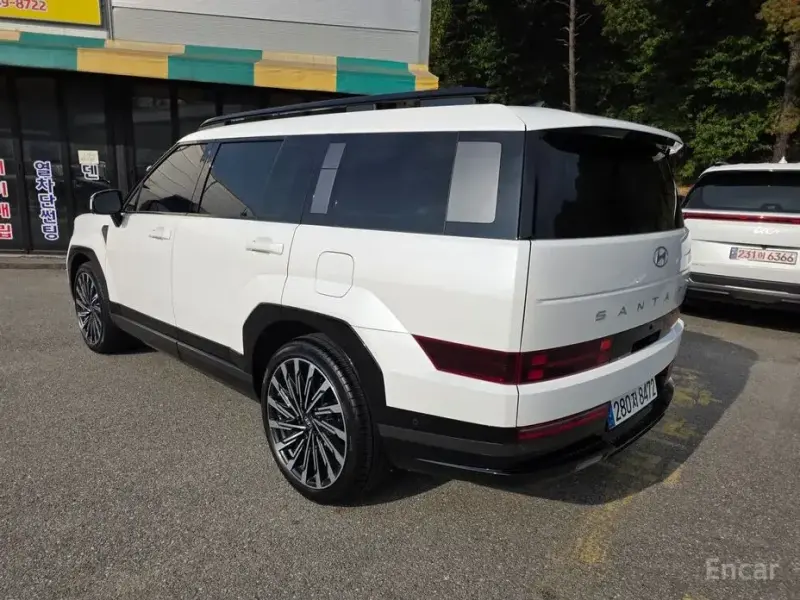 2023 Hyundai Santa Fe с пробегом 32 495 км