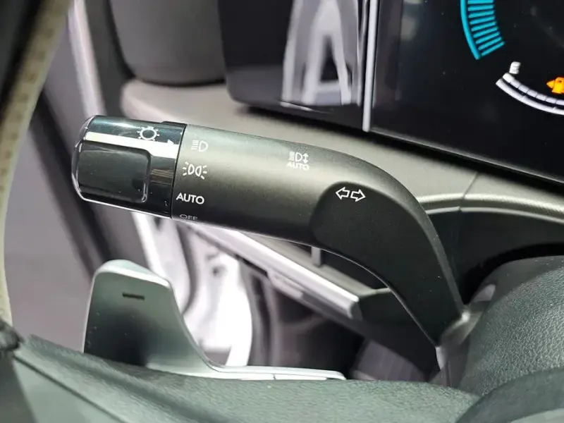 2025 Hyundai Santa Fe с пробегом 28 938 км