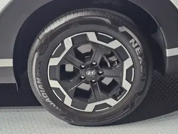 2025 Hyundai Santa Fe с пробегом 28 938 км