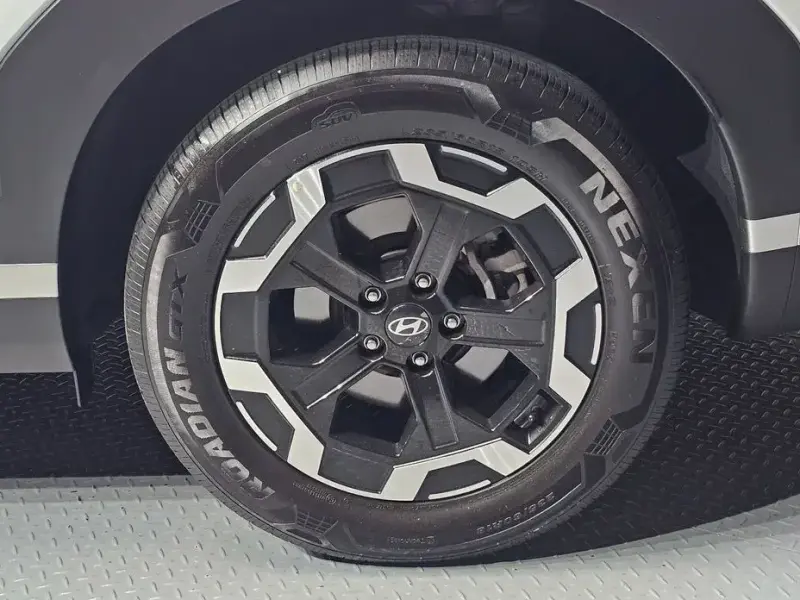 2025 Hyundai Santa Fe с пробегом 28 938 км