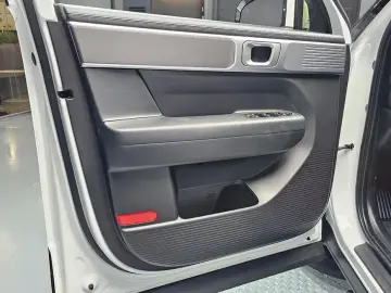 2025 Hyundai Santa Fe с пробегом 28 938 км