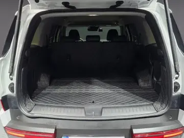 2025 Hyundai Santa Fe с пробегом 28 938 км