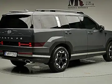 2025 Hyundai Santa Fe с пробегом 9 245 км