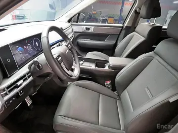 2025 Hyundai Santa Fe с пробегом 9 245 км