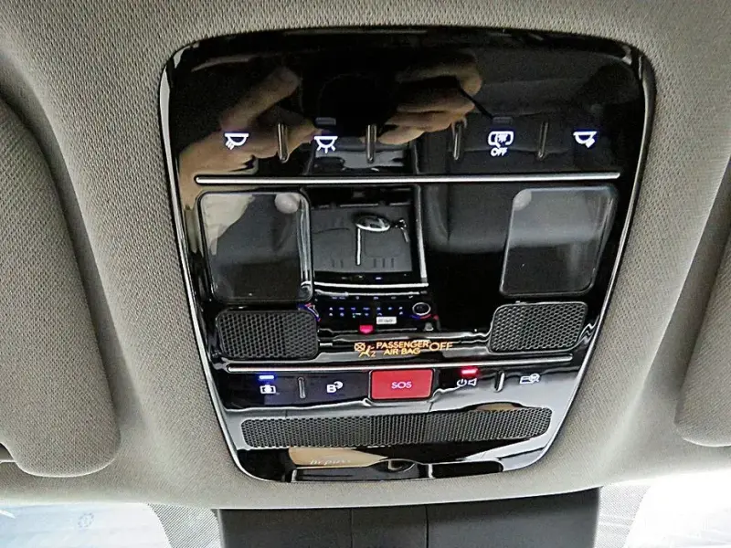 2025 Hyundai Santa Fe с пробегом 9 245 км