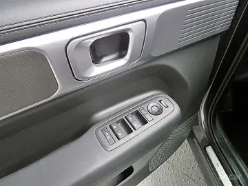 2025 Hyundai Santa Fe с пробегом 9 245 км