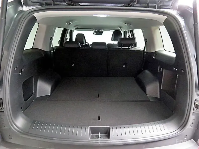 2025 Hyundai Santa Fe с пробегом 9 245 км