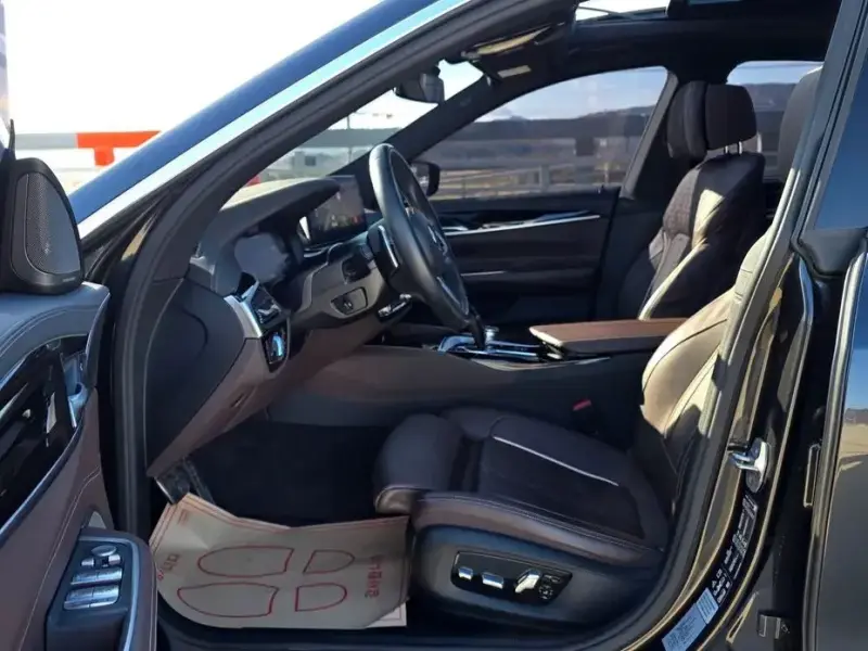 2022 BMW 6 серии с пробегом 90 707 км