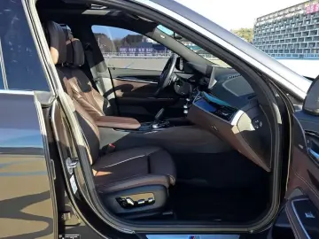 2022 BMW 6 серии с пробегом 90 707 км