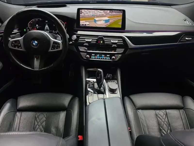 2022 BMW 6 серии с пробегом 83 066 км