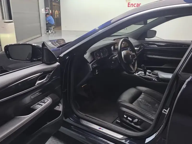 2022 BMW 6 серии с пробегом 83 066 км