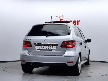 2011 Mercedes-Benz B-Класс с пробегом 118 015 км