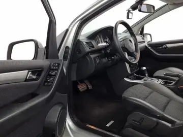 2011 Mercedes-Benz B-Класс с пробегом 118 015 км