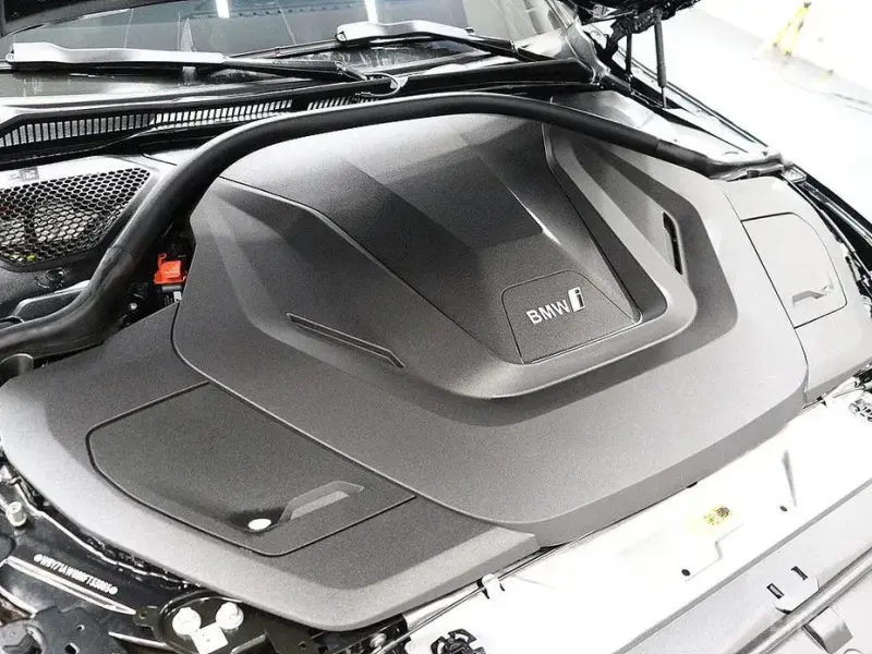 2024 BMW i4 с пробегом 11 802 км